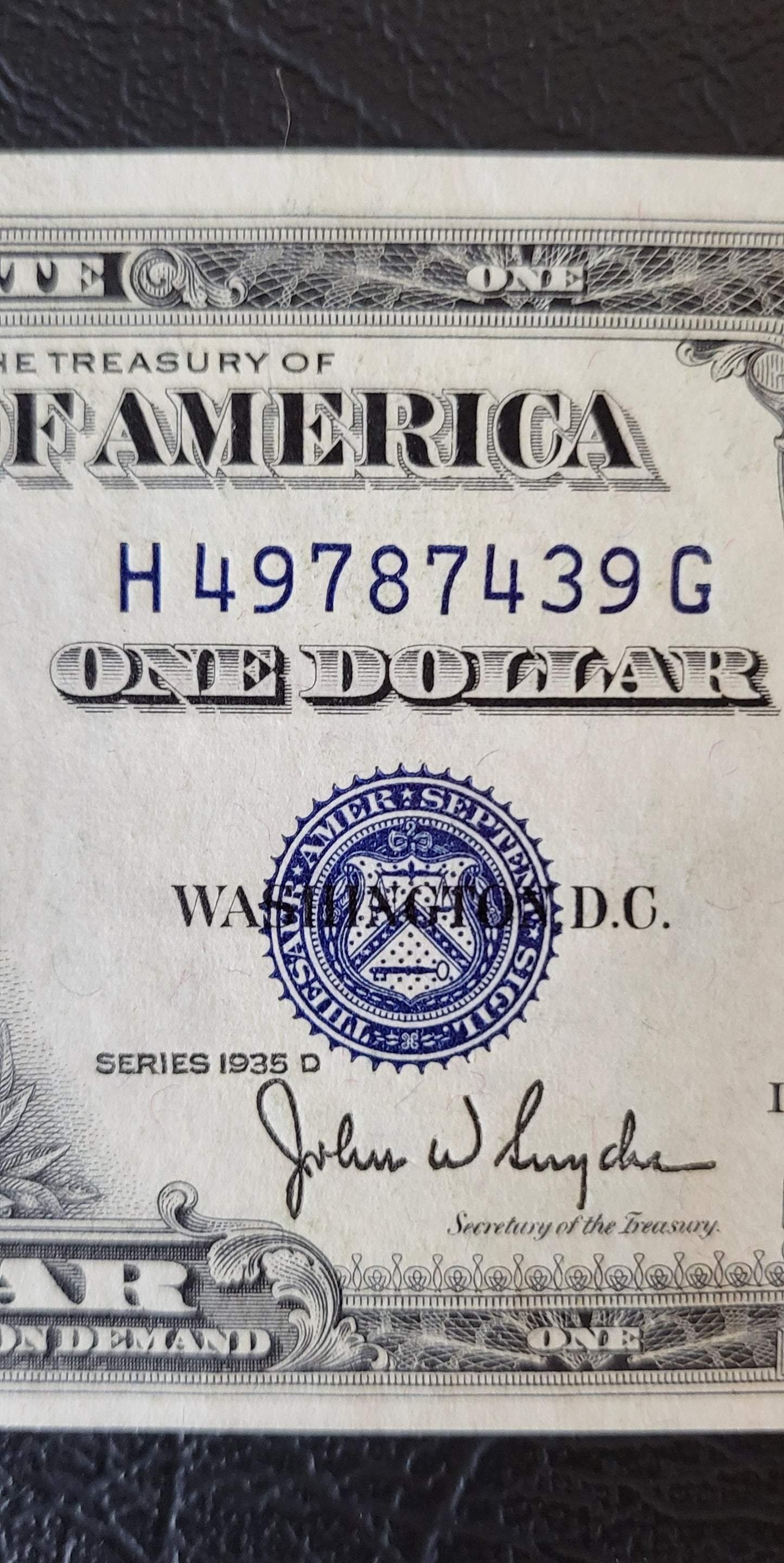 One Dollar 1935 Blue Seal United States of America USA Gem Uncirculated UNC (Misalignment error) Rare