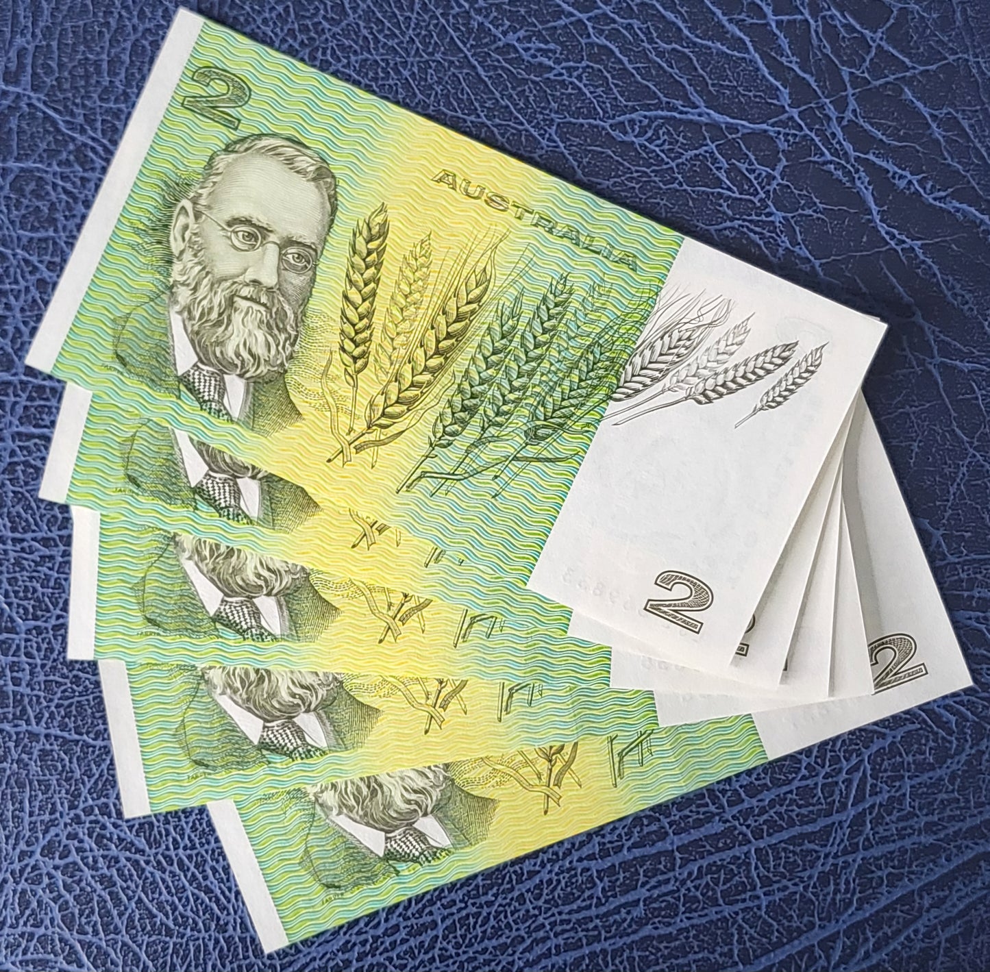 Two Dollars 1985 Australia Uncirculated UNC P 43e