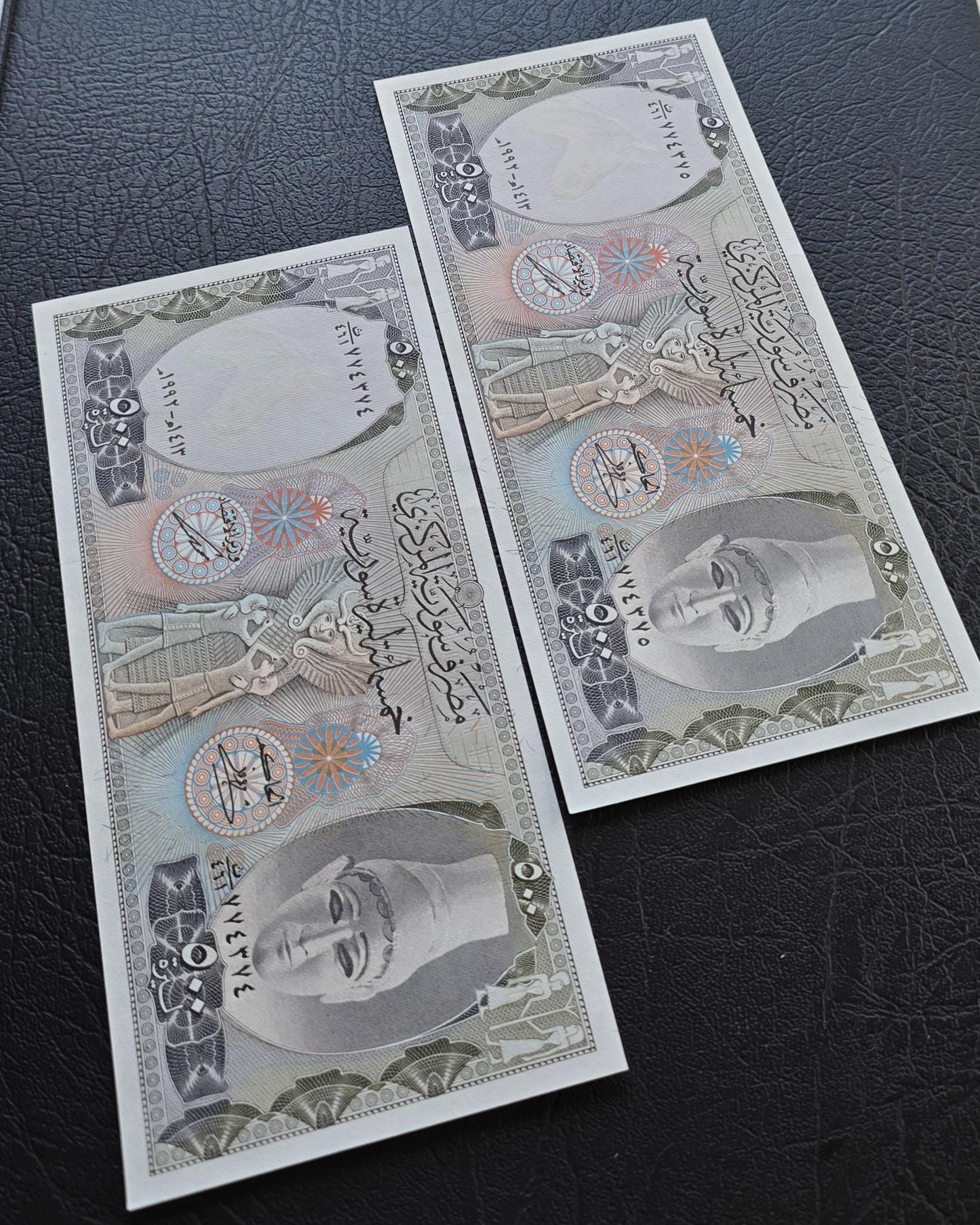 500 Lira Syria 1976 - 1992 Syrian Pounds Uncirculated UNC GEM (large size)