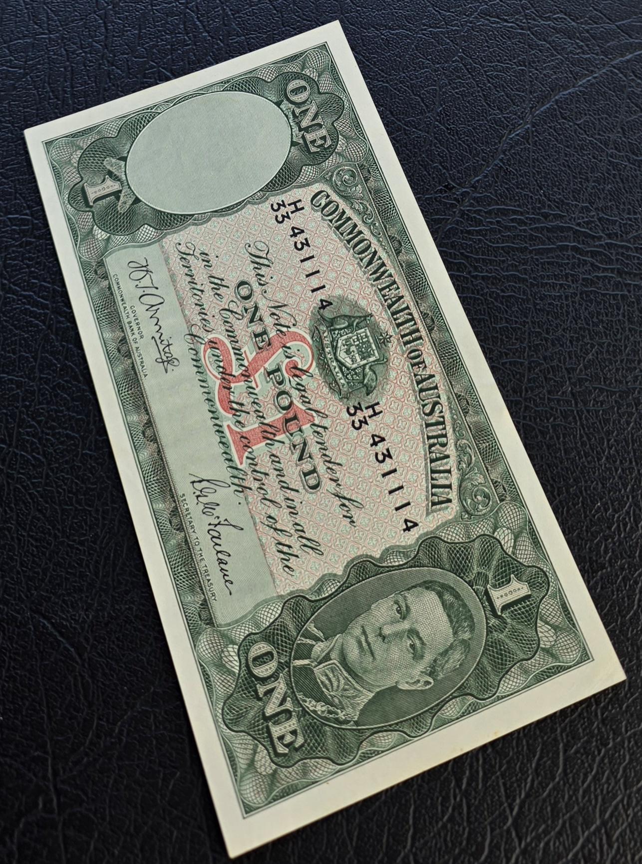 One POUND 1942 Australia Armitage McFarlane About Uncirculated AUNC