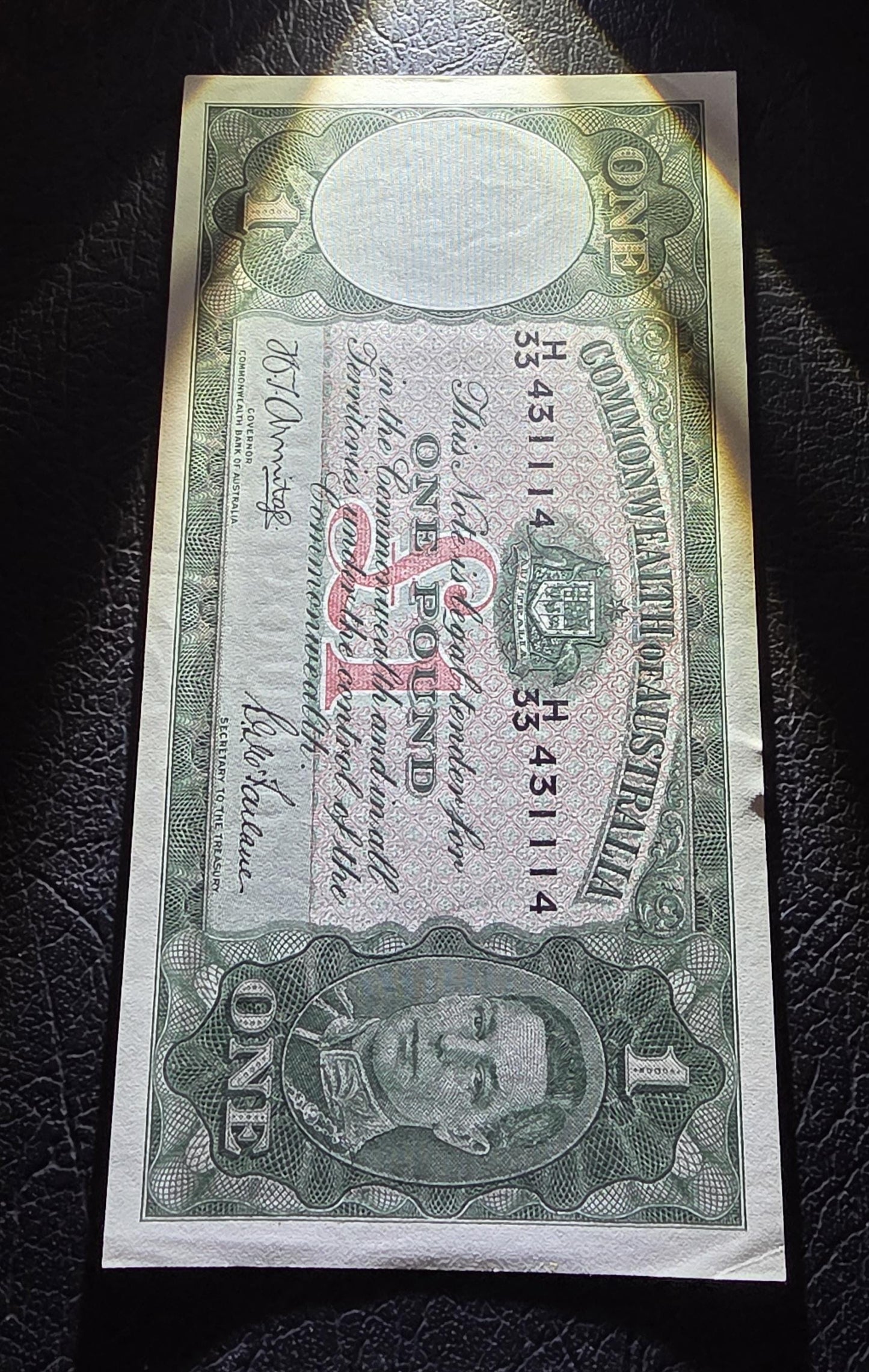 One POUND 1942 Australia Armitage McFarlane About Uncirculated AUNC