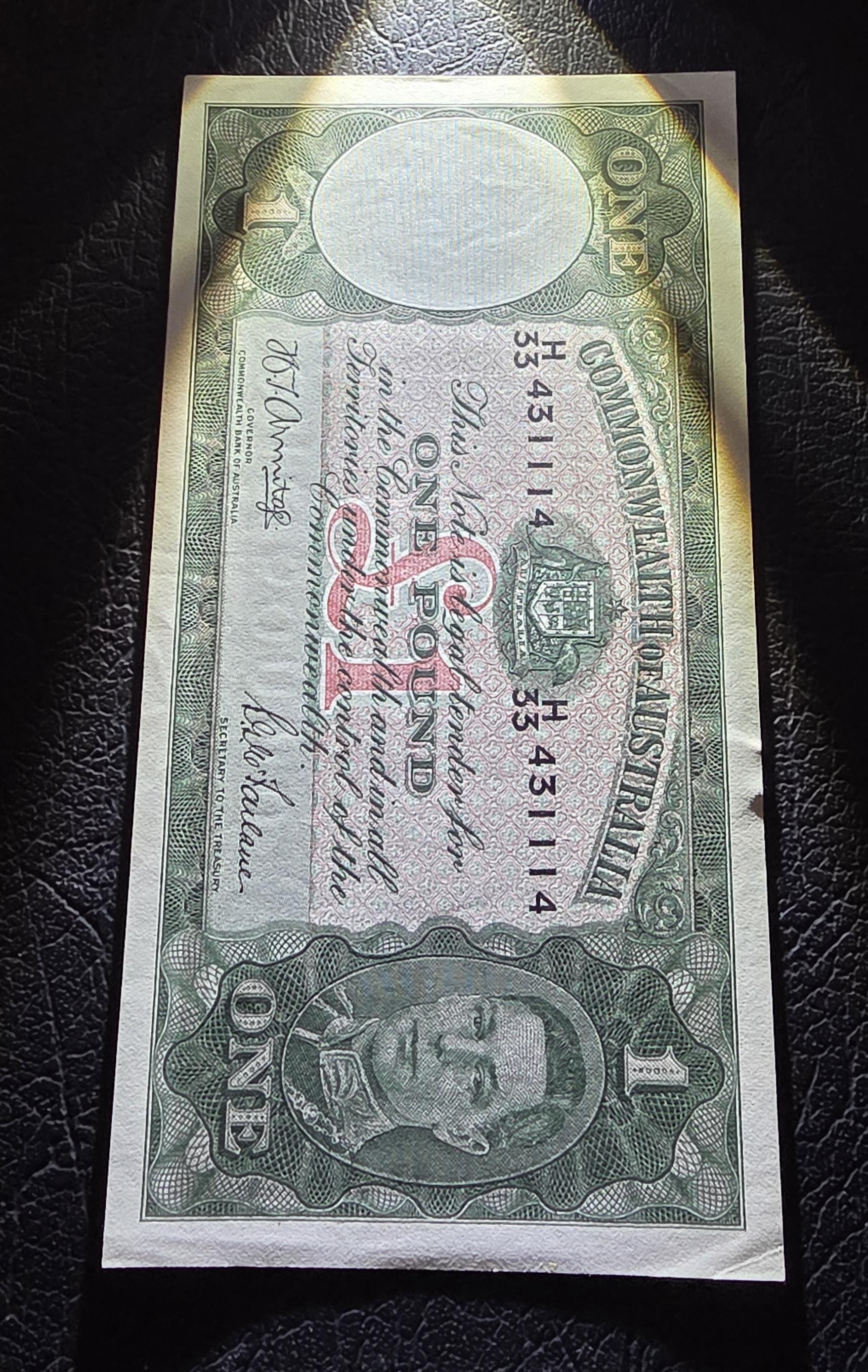 One POUND 1942 Australia Armitage McFarlane About Uncirculated AUNC