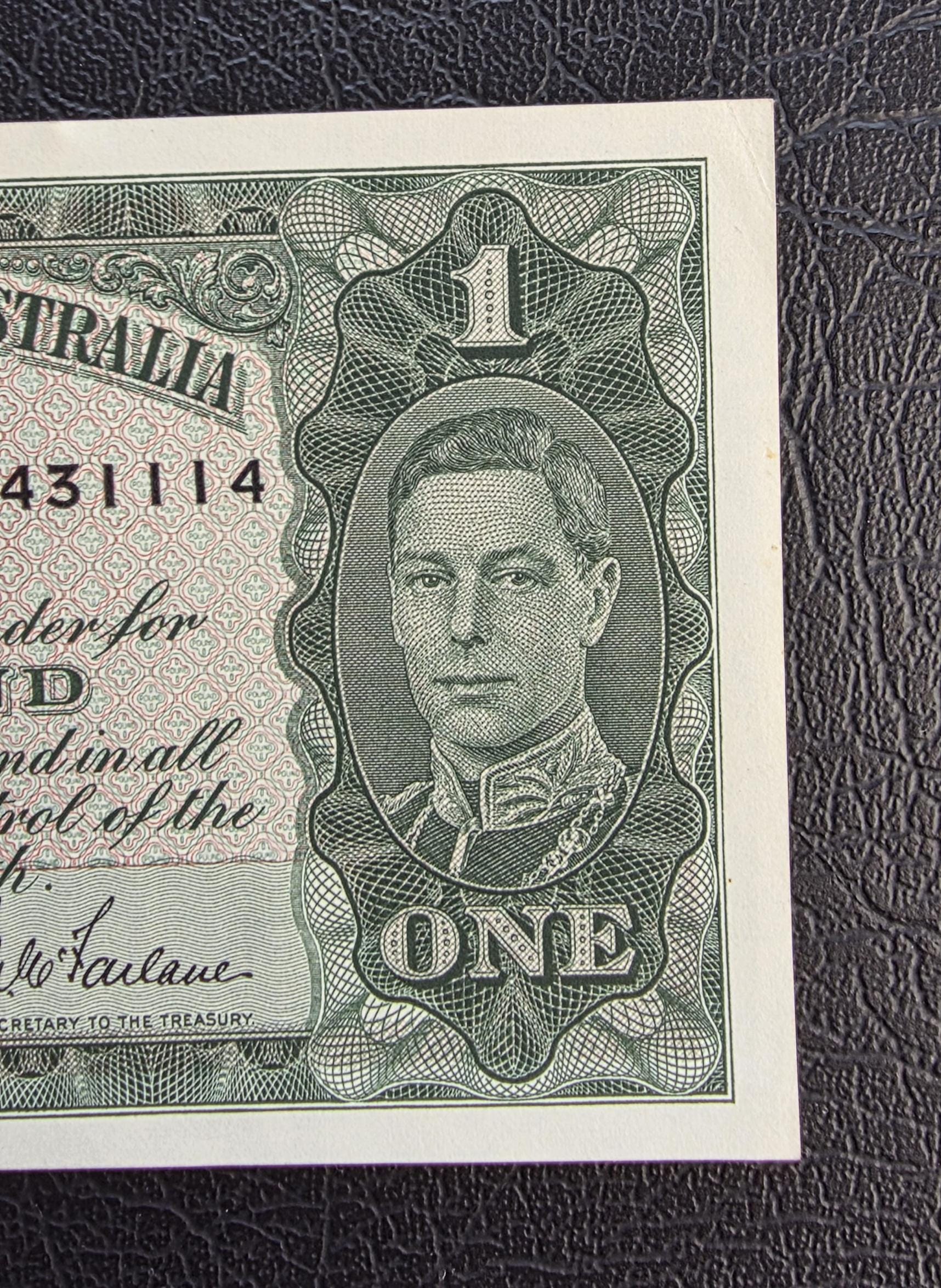 One POUND 1942 Australia Armitage McFarlane About Uncirculated AUNC