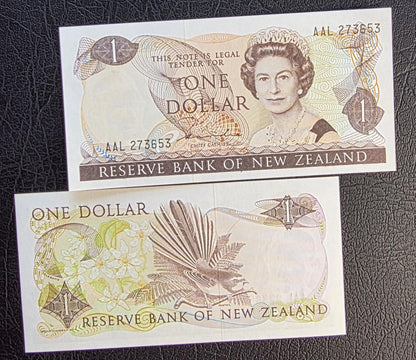 One Dollar 1981- 1985 Newzealand Gem Uncirculated UNC
