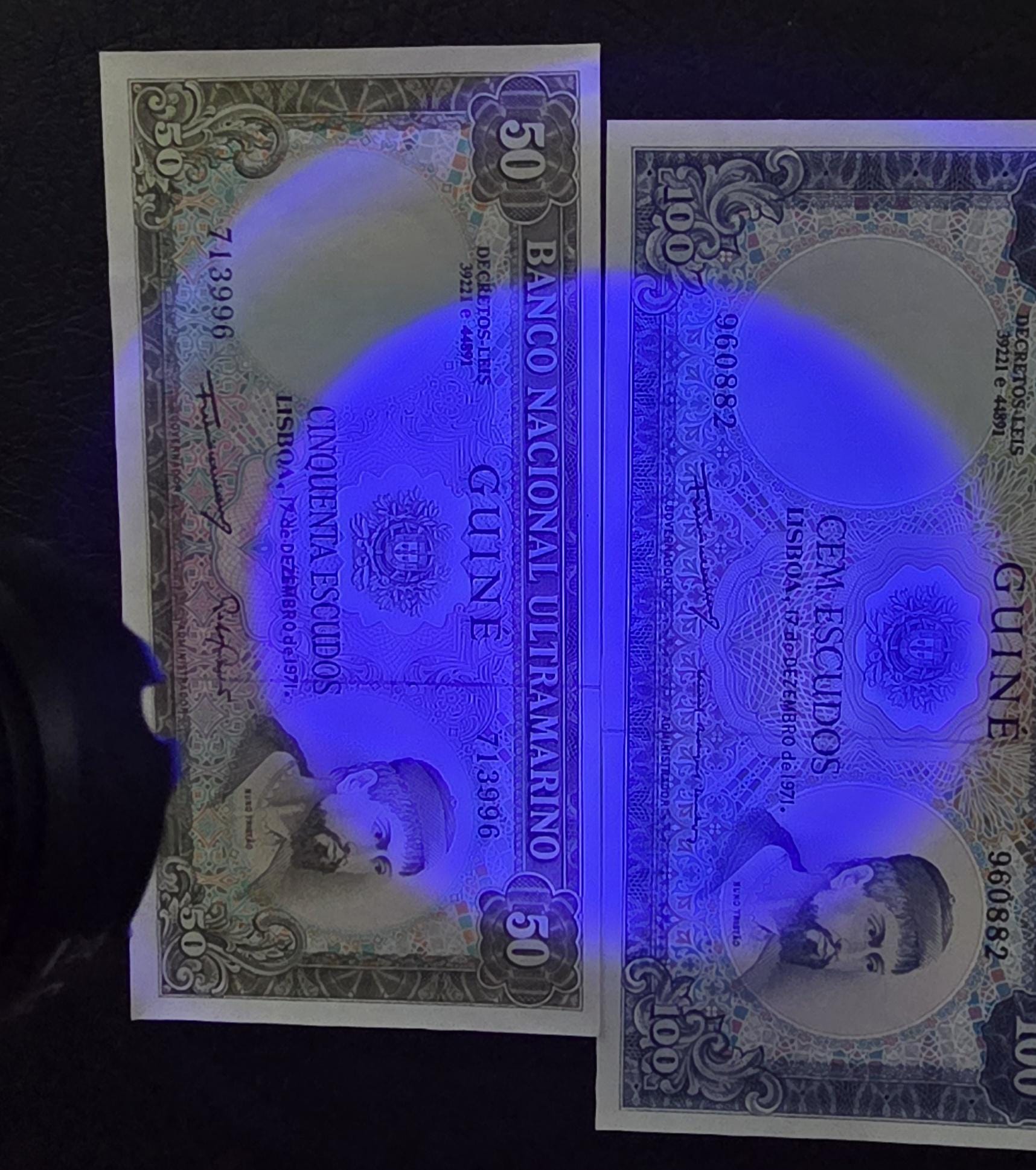 50 and 100 Escudos 1971 Portuguese Guinea Uncurculated UNC (two banknotes)