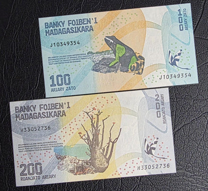 Set of 100, 200, 500 and 1000 Ariary 2017 Madagascar Gem Uncirculated UNC (4 notes)