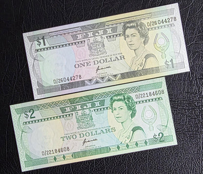 Set of 1 and 2 Dollar (s) 1993- 1995 Fiji Uncirculated UNC (two notes)