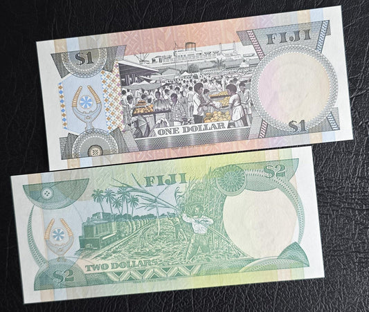 Set of 1 and 2 Dollar (s) 1993- 1995 Fiji Uncirculated UNC (two notes)