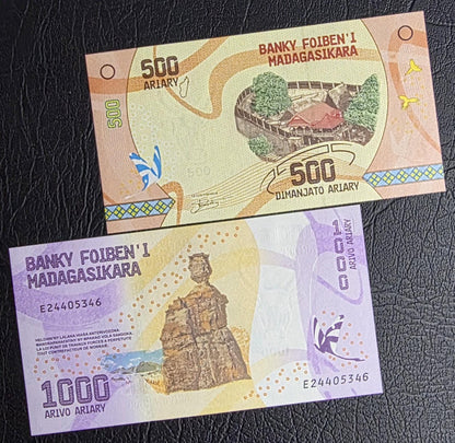 Set of 100, 200, 500 and 1000 Ariary 2017 Madagascar Gem Uncirculated UNC (4 notes)