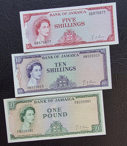 Set of 5, 10 and One (Shillings/ Pound) 1960s Pineapple Jamaica About Uncirculated AUNC Rare (Three notes)