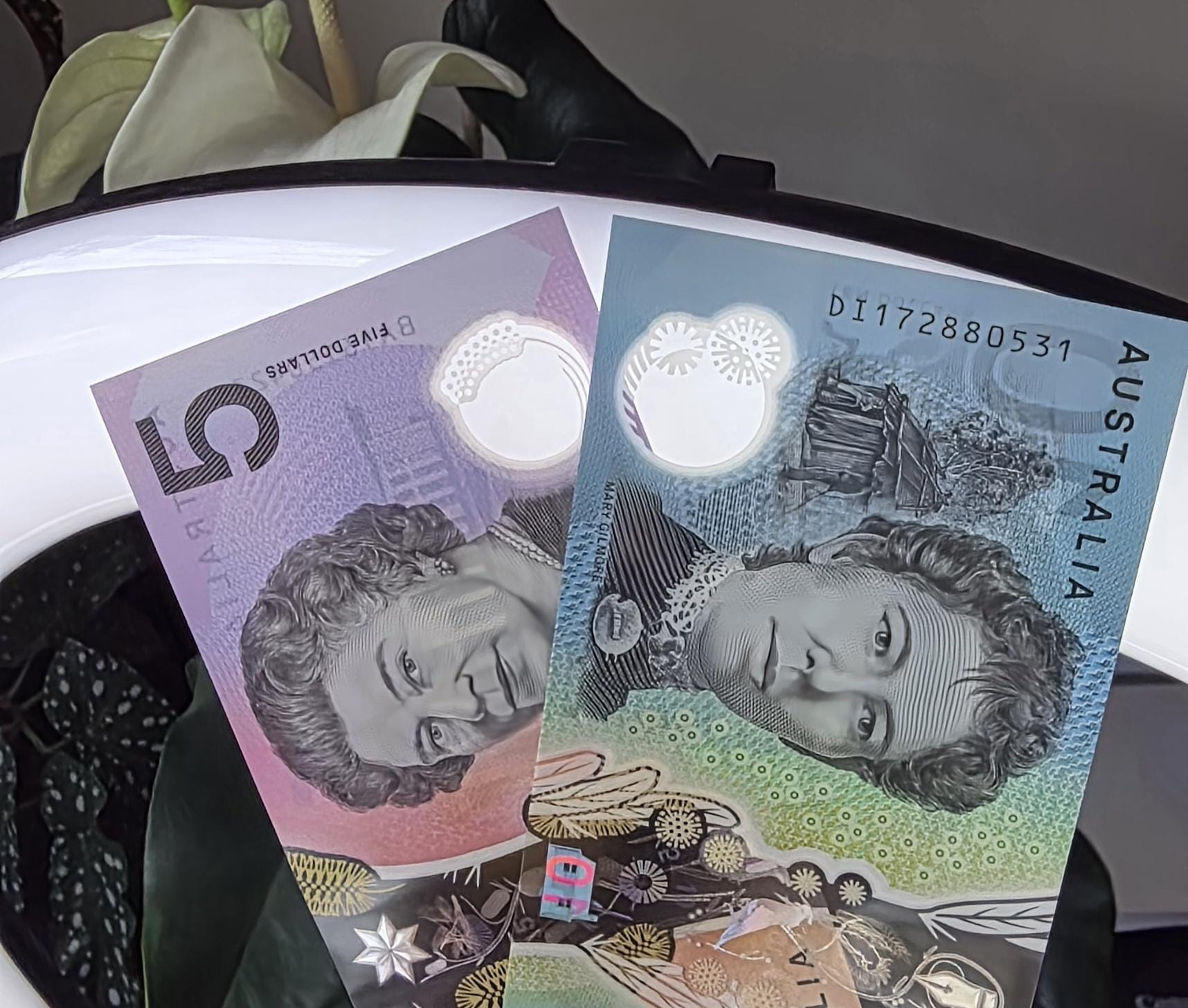 Set of 5 and 10 Dollars 2016- 2017 Australia Polymer notes Gem Uncirculated UNC (2 banknotes)