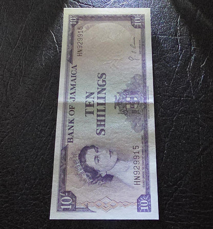 Set of 5, 10 and One (Shillings/ Pound) 1960s Pineapple Jamaica About Uncirculated AUNC Rare (Three notes)