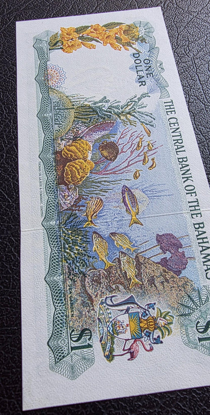 One 1 Dollar 1974 Bahamas British Colony Gem Uncirculated UNC