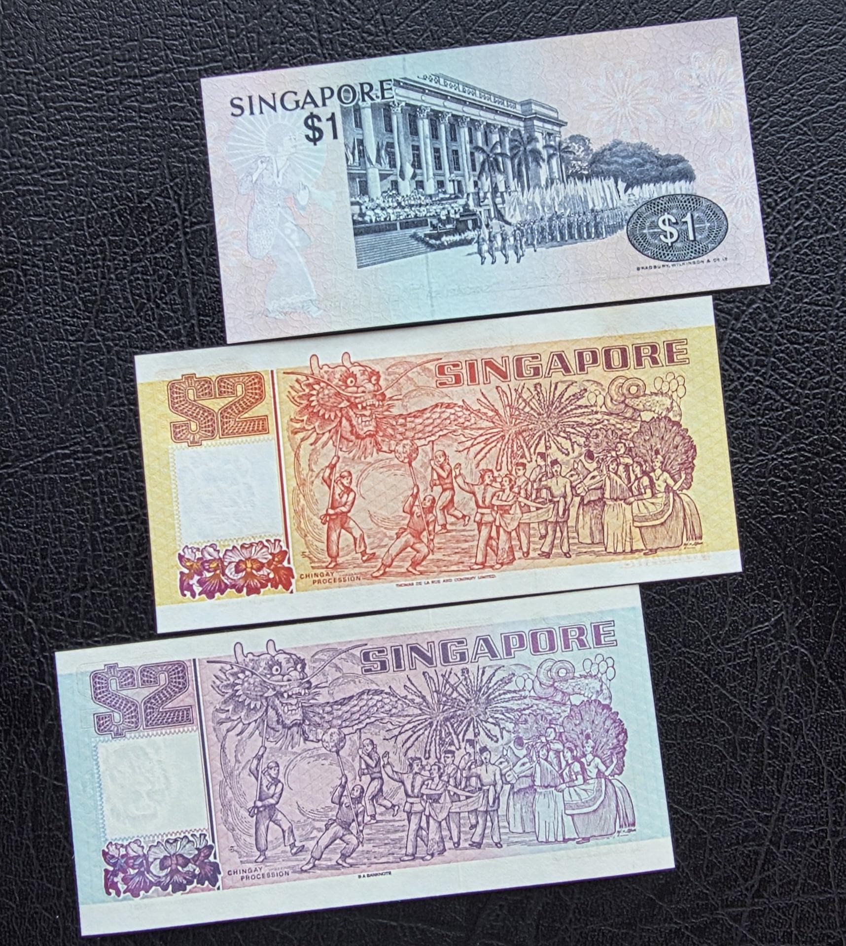 Set of 1 and 2 (x2) Dollars 1976- 1998 Singapore notes Gem Uncirculated UNC (3 banknotes)