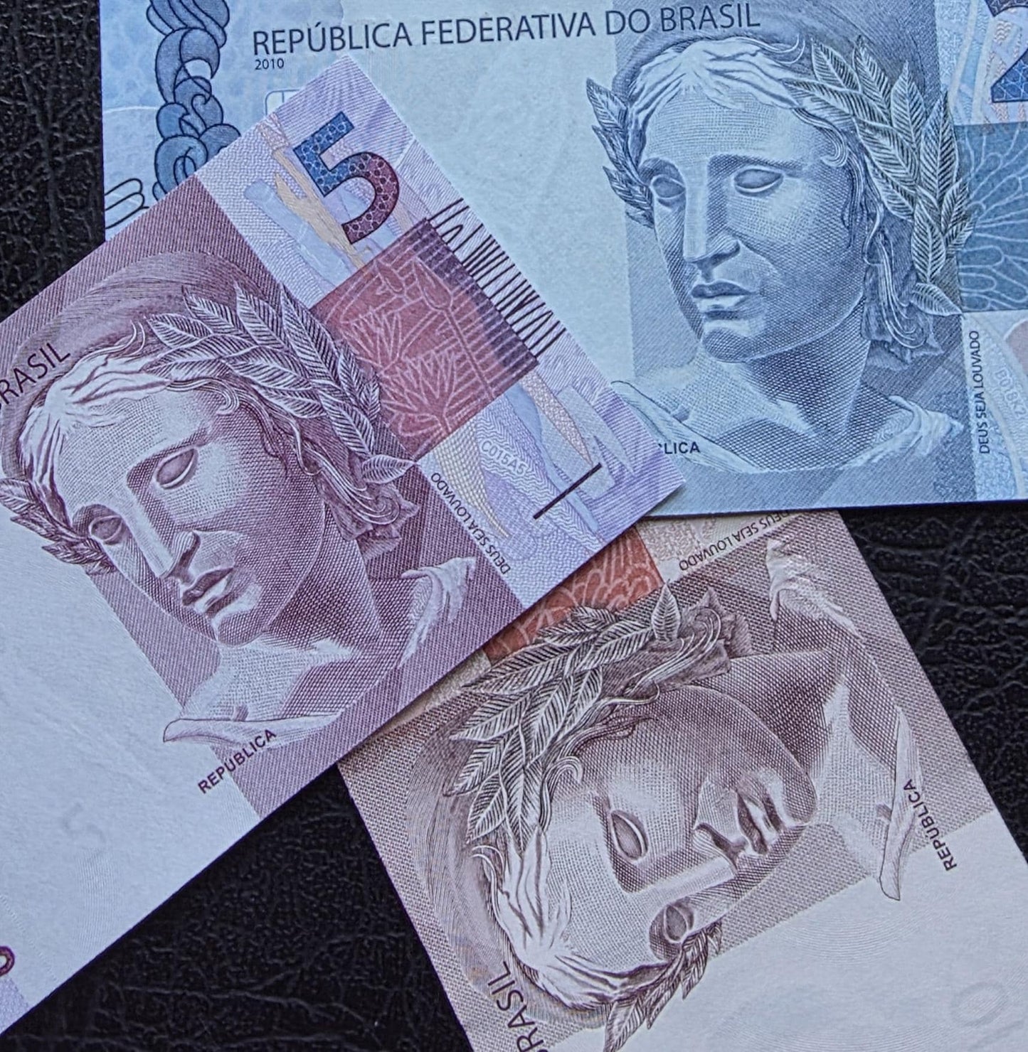 Set of 2, 5 and 10 Real (REAIS) 2010 Brazil notes Gem Uncirculated UNC (3 banknotes)