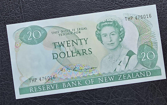 20 Dollars 1985- 1989 Newzealand Uncirculated UNC (rare)