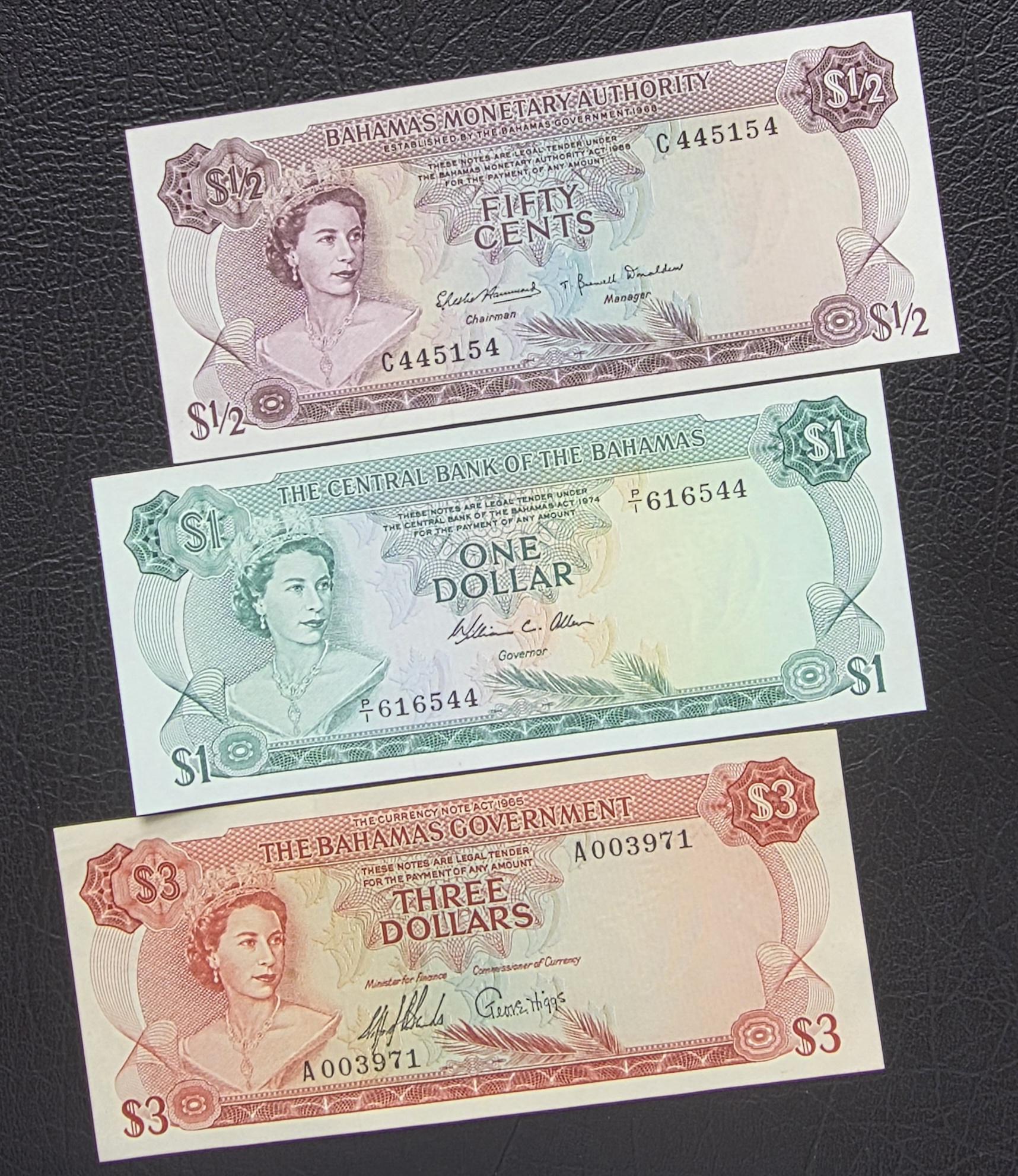 One 1/2, 1 and 3 Dollars 1968- 74 Bahamas British Colony Uncirculated UNC (three notes)
