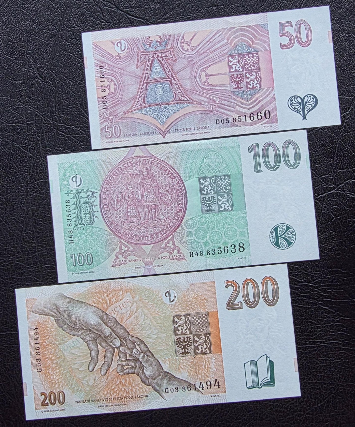 Set of 50, 100 and 200 Korun 1980s Czech Republic notes Uncirculated UNC (three notes)