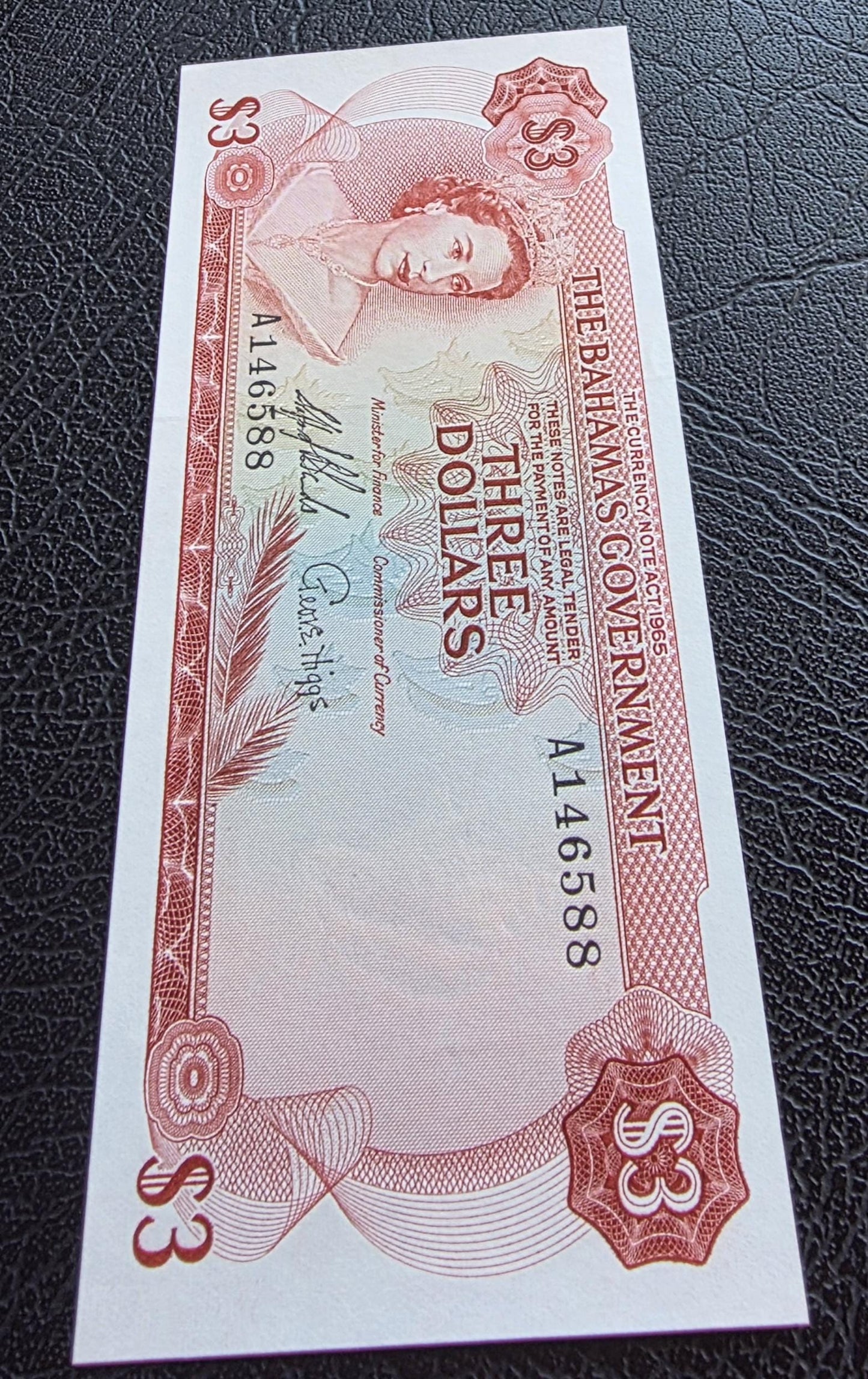 Three 3 Dollars 1965 Bahamas British Colony Gem Uncirculated UNC