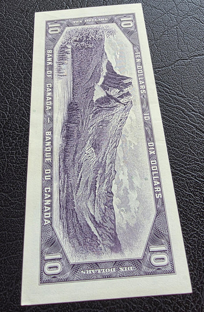 Set of 10 and 20 Dollars 1954 Canada About Uncirculated AUNC (Two notes)- see the description