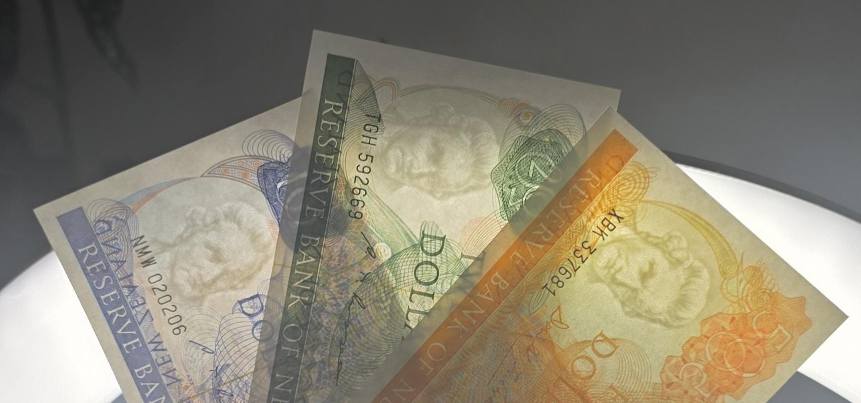 Set of 10, 20 and 50 Dollars 1980s New Zealand About Uncirculated AUNC (Three notes)