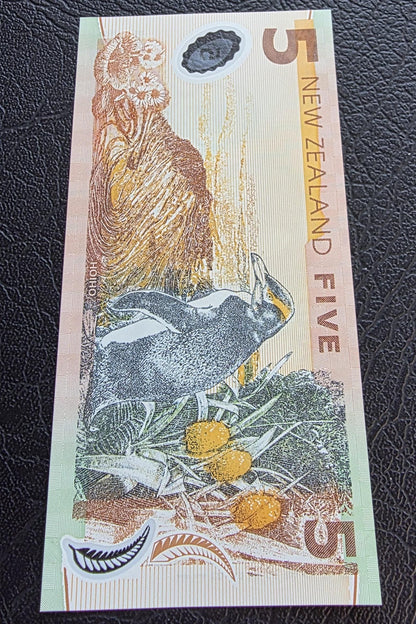 5 Dollars 2003 New Zealand Gem Uncirculated UNC (polymer)