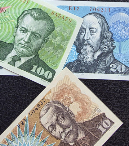 Set of 10, 20 and 100 Korun Czechoslovakia 1986- 1989 Gem Uncirculated UNC (three notes)