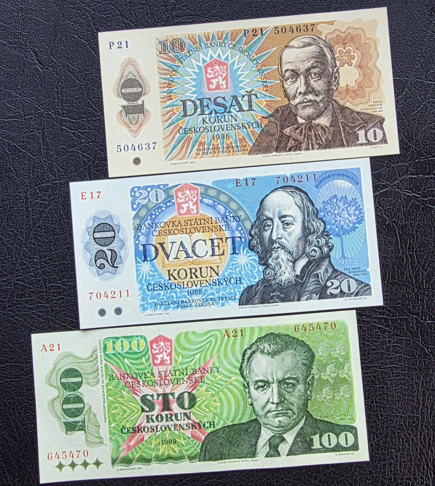 Set of 10, 20 and 100 Korun Czechoslovakia 1986- 1989 Gem Uncirculated UNC (three notes)