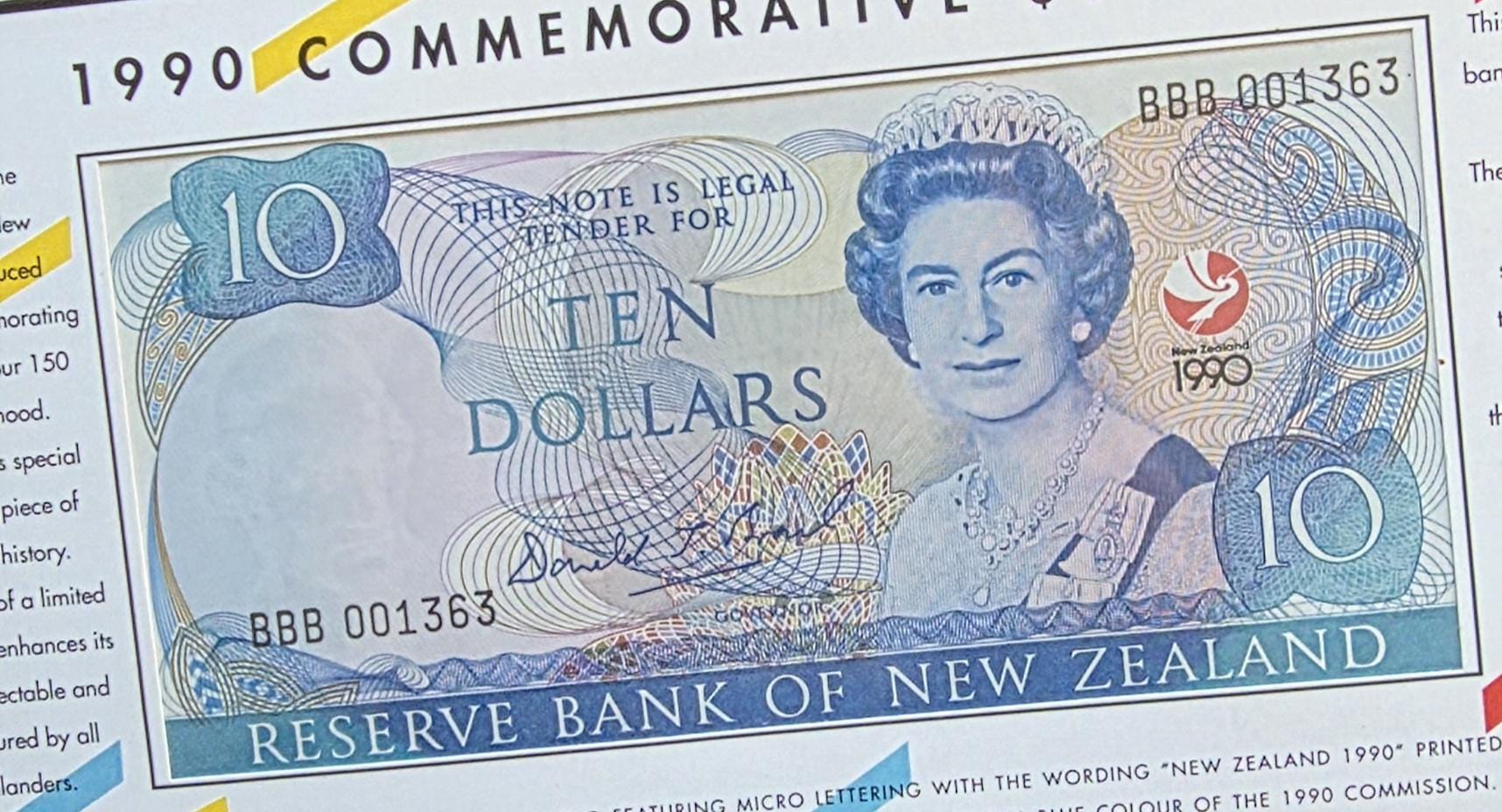 10 Dollars l990 Commemorative New Zealand Uncirculated UNC (Original Packaging)