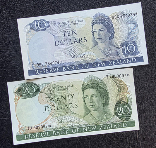 Set of 10 and 20 Dollars 1970- 1980 New Zealand About Uncirculated AUNC (two notes)