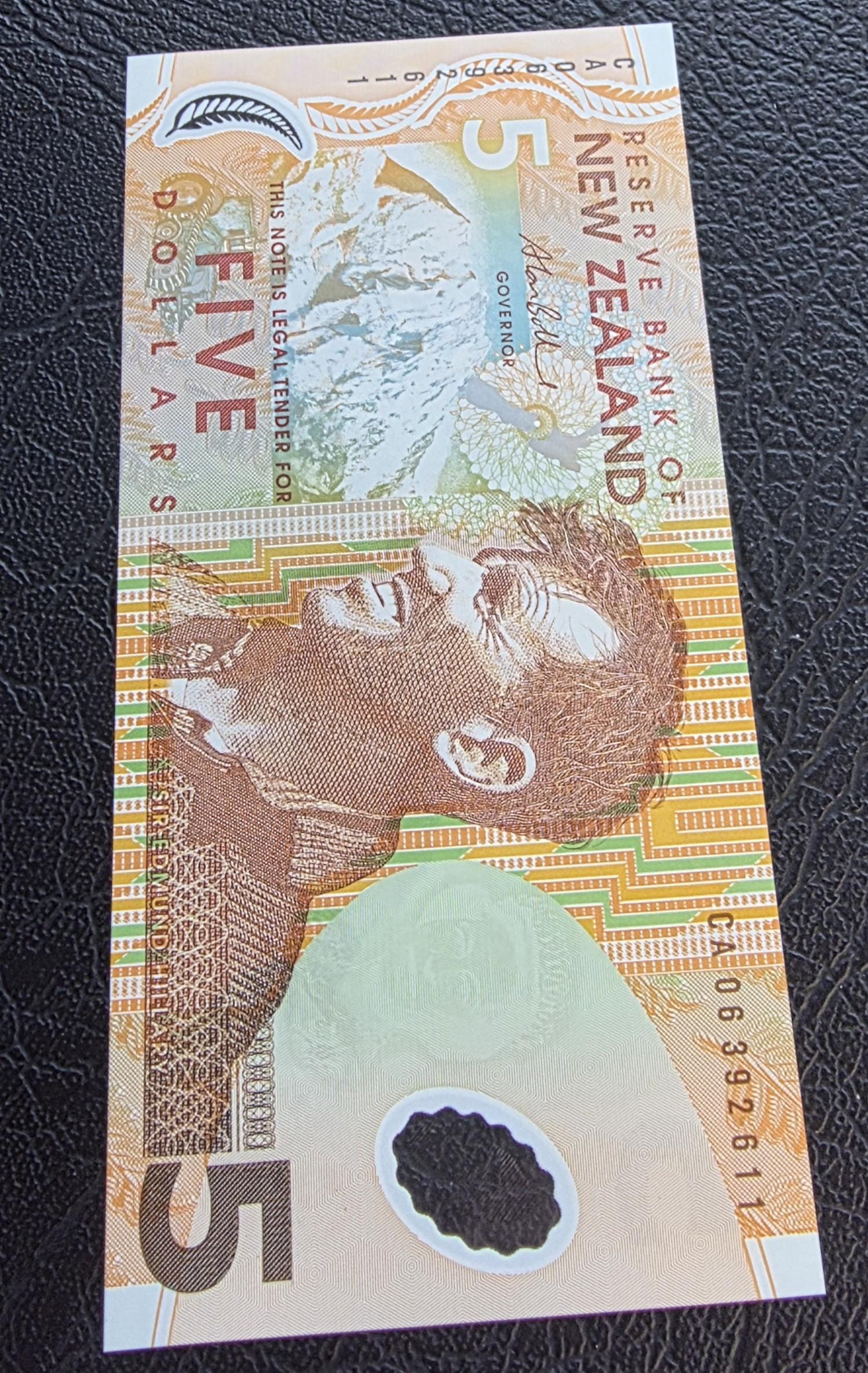 5 Dollars 2003 New Zealand Gem Uncirculated UNC (polymer)