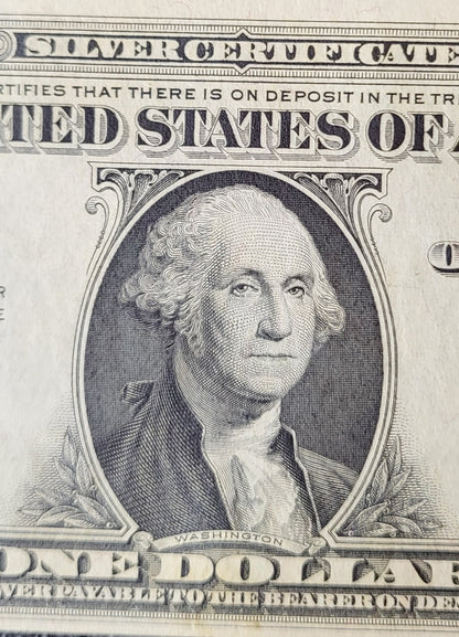One Dollar 1935 Blue Seal United States of America USA Uncirculated UNC (Misalignment error) rare - Minor Handelling signs