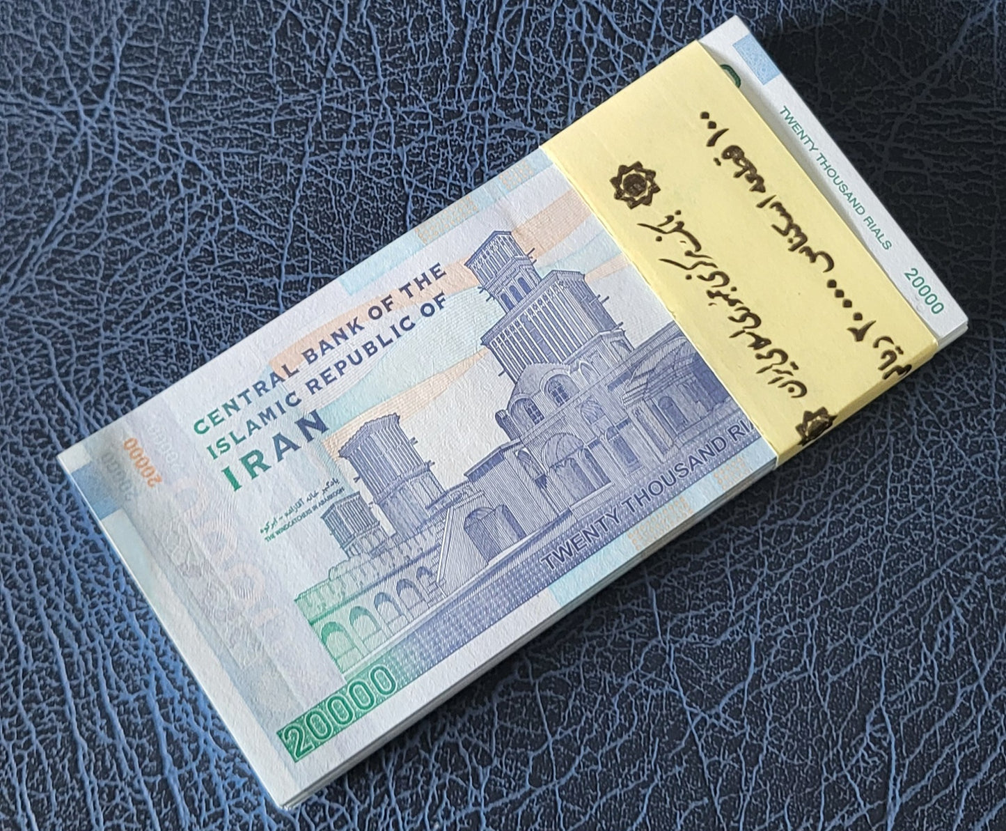 20000 Rials 2019 (Old Version) Iran Persian banknotes Uncirculated UNC Gem
