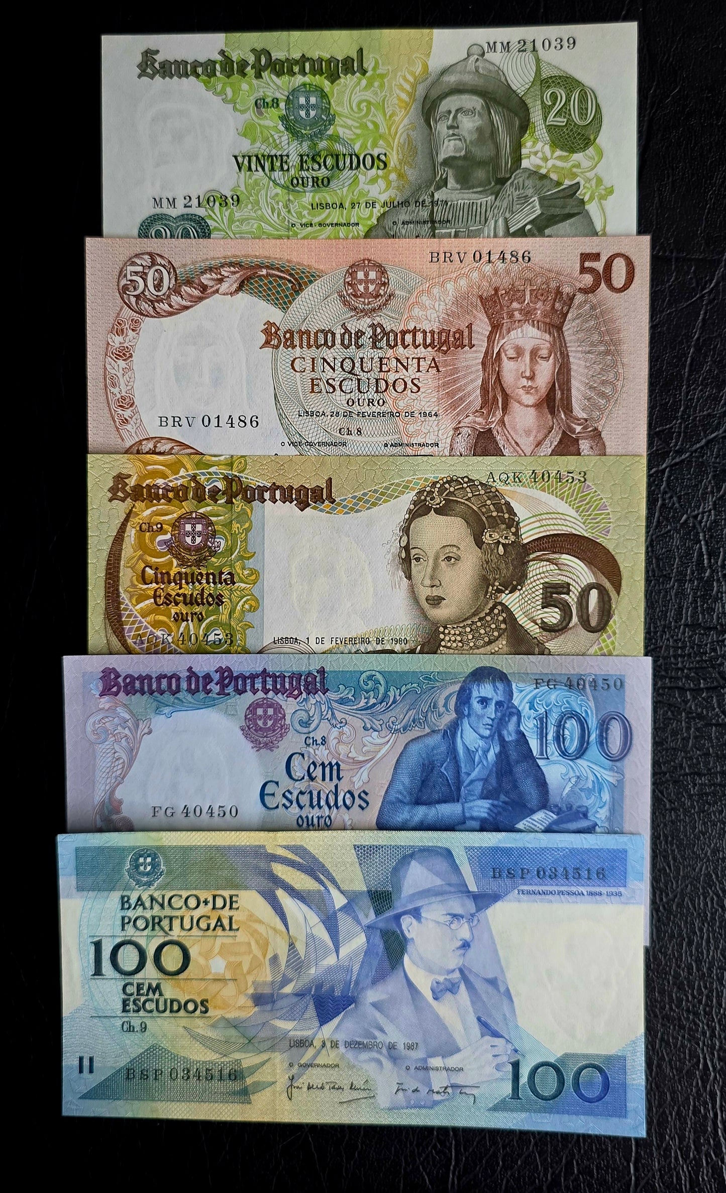Set of 20, 50 (×2) and 100 (x2) Escudos 1964- 1985 Portugal Uncirculated UNC (Five notes)
