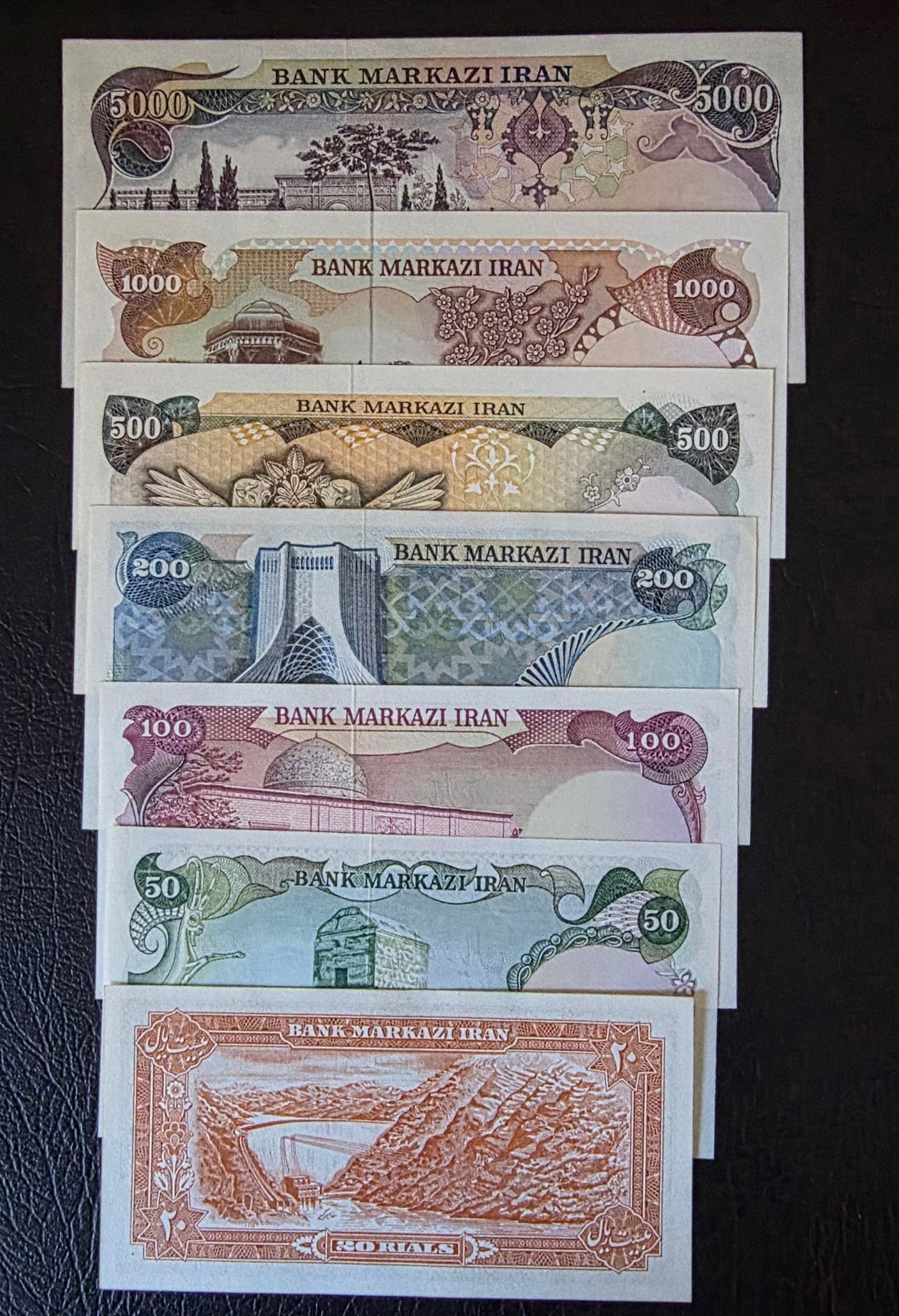Mohammadreza Shah Pahlavi banknotes 20, 50, 100, 200, 500, 1000 and 5000 Rials 1974 Gem Uncirculated (UNC) (seven notes)