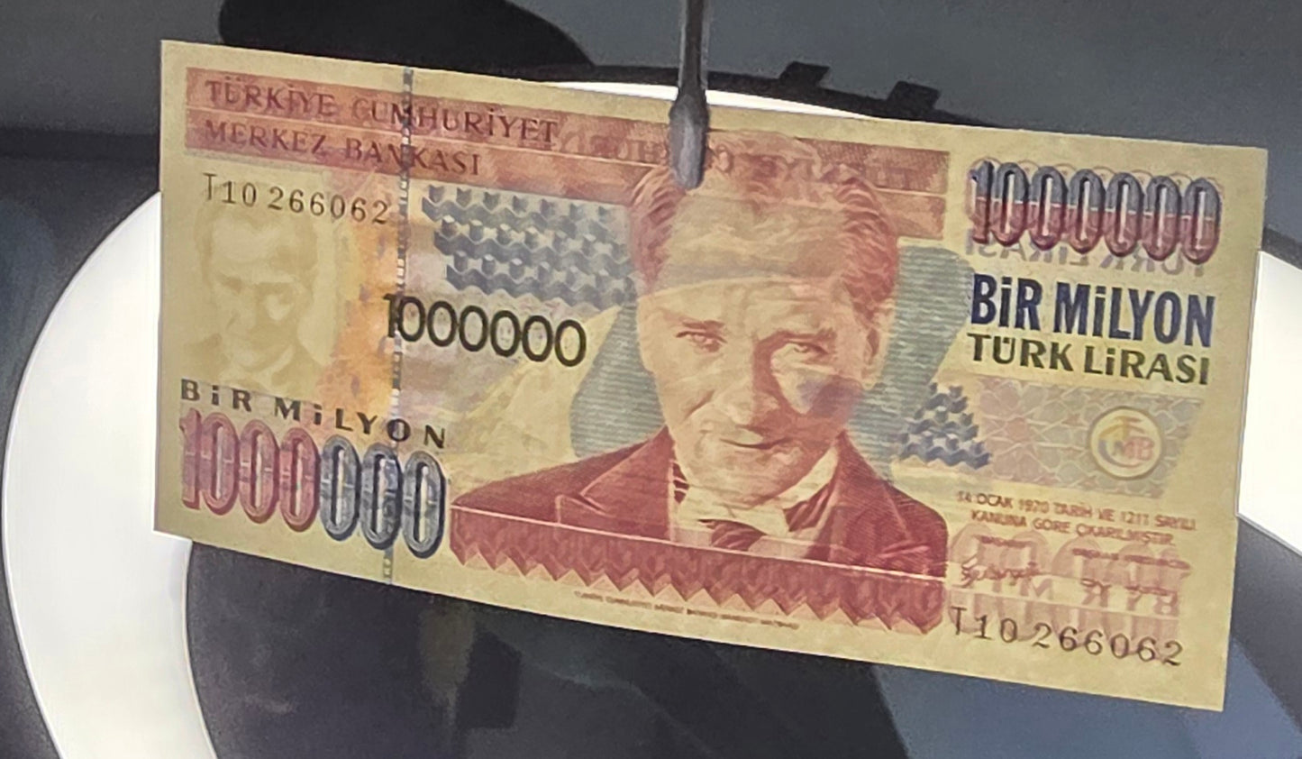 Turkey Türkiye 1000,000 Lira 2002 7th Emission Uncirculated (UNC)