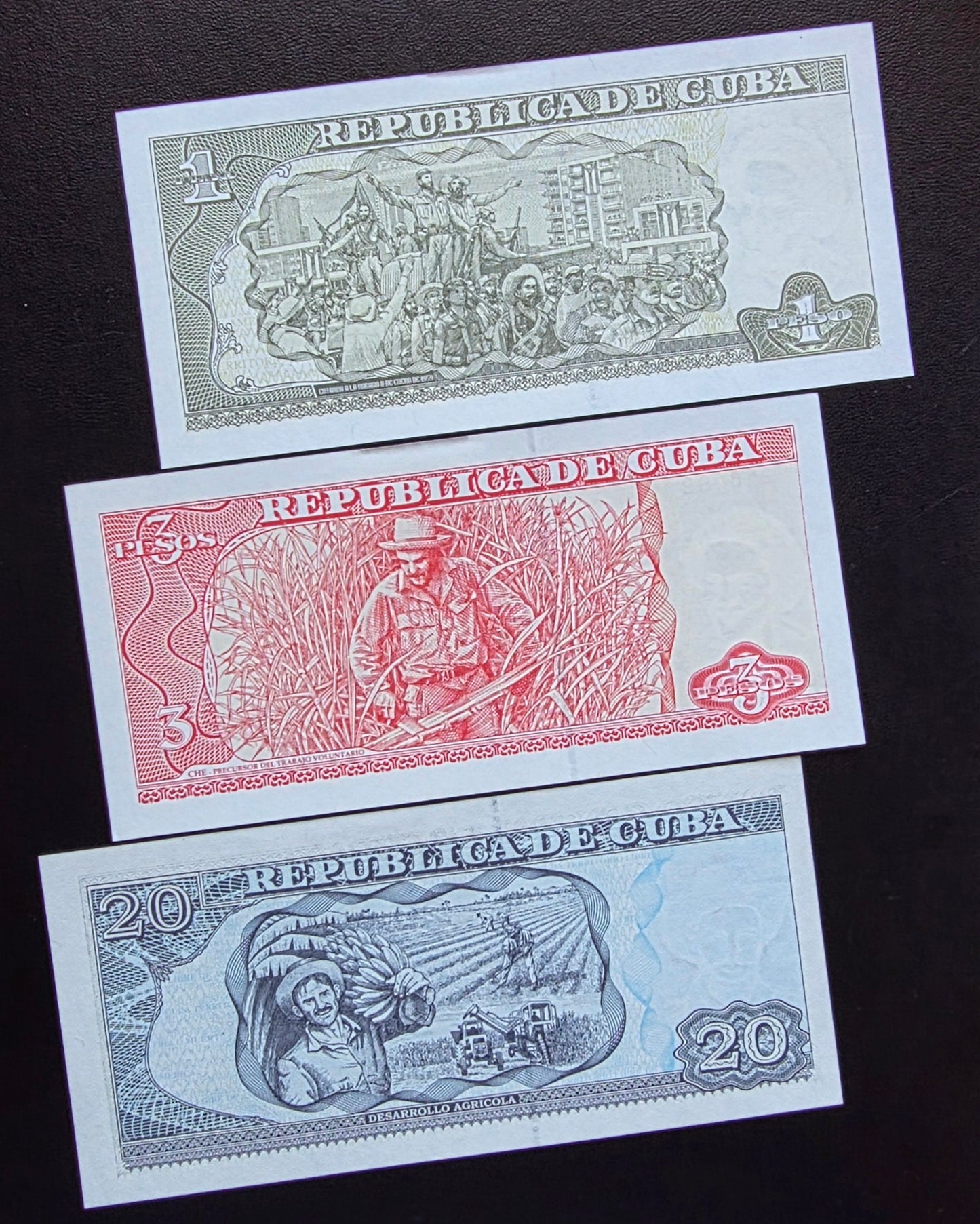 Set of 1, 3 and 20 Pesos 2005- 2021 1990s Central America Uncirculated (UNC) (3 banknotes)