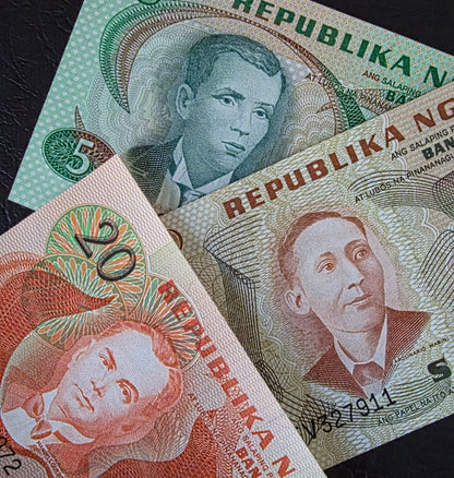 Philippines Peso set of 5, 10 and 20 1978 Gem Uncirculated UNC (3 banknotes)