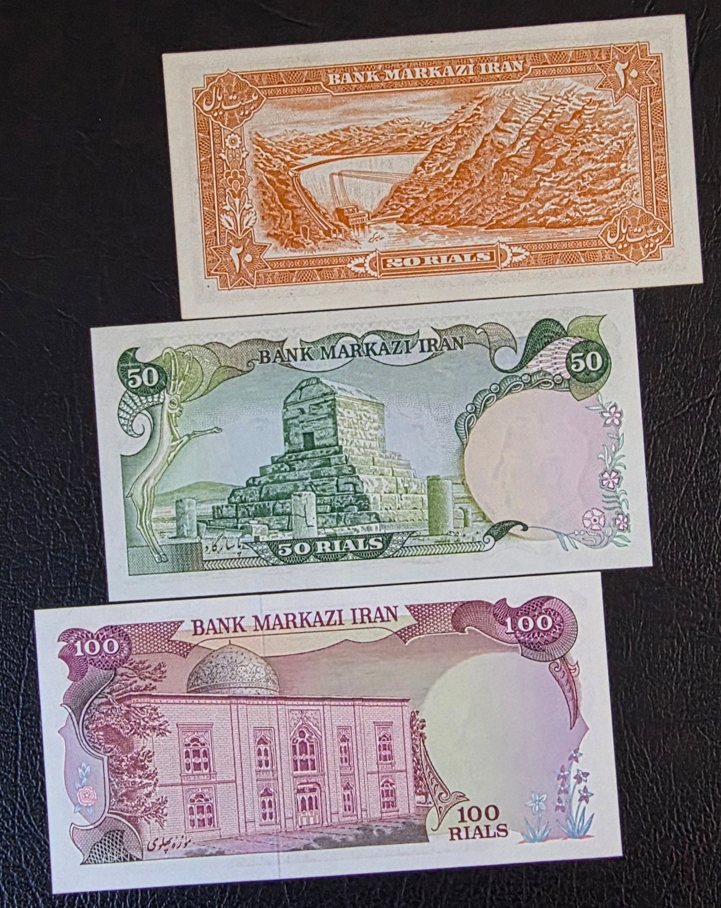 Mohammadreza Shah Pahlavi banknotes 20, 50, 100, 200, 500, 1000 and 5000 Rials 1974 Gem Uncirculated (UNC) (seven notes)